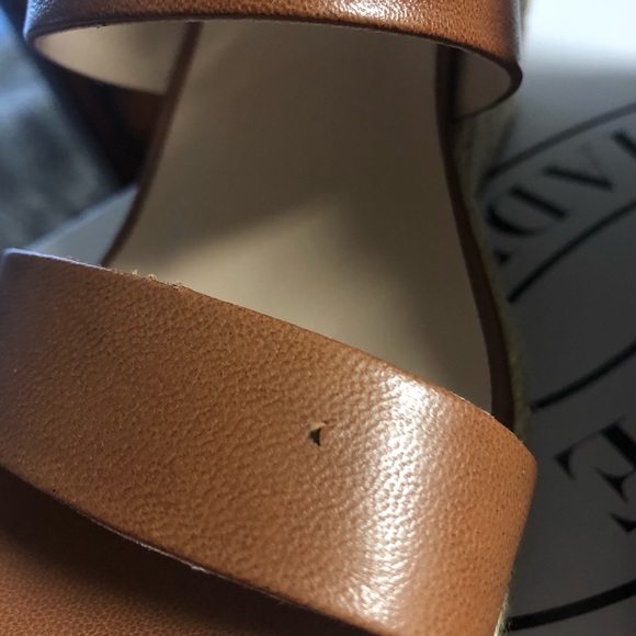 SOLD 🚨 Steve Madden Wedges Size 8 - Picture 4 of 4